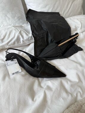 Mango Black Pointed Slingback kitten heel with Fringe Detail